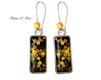 Boucles d'oreilles rectangulaire peties fleurs sakura jaunes argent noir cadeau bijou
