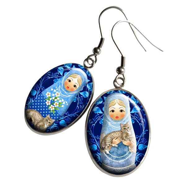 Boucles d'oreilles Matriochka fleurs bleues et son chat cabochon bijou fantaisie poupées Russes verre