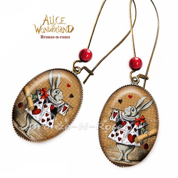 Boucles d'oreilles Alice au pays des merveilles cabochon bronze rétro vintage lapin trompette