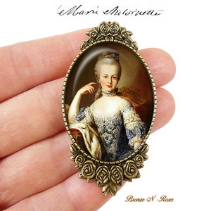 Broche épingle Marie Antoinette cabochon reine de france cadeau noël
