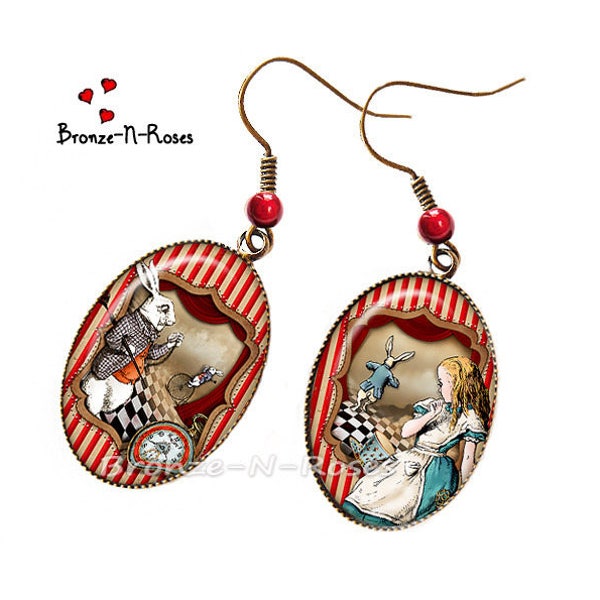 Boucles d'oreilles Alice au pays des merveilles cabochon bronze rétro vintage verre