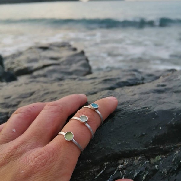 Hand Shaped Silver Sea Glass Rings, Sterling Silver Rings, Hammered Ring, Simple Band, Colored Ring, Stone Ring, Anniversary, Wedding