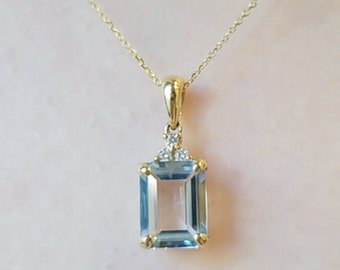 Natural aquamarine 14k solid gold charm/Emerald cut aquamarine charm/Minimal casual wear handmade gold charm/March birthstone/Gift for he