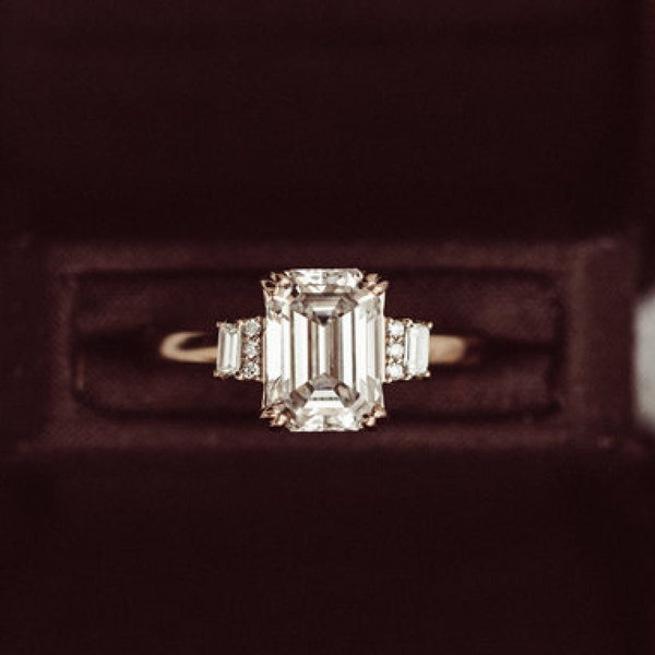 2 CT Emerald Cut Moissanite/Lab Grown Diamond Engagement Ring Vintage Ring 14K/18K Gold Ring Anniversary Gift Valentine Day Gift For Her