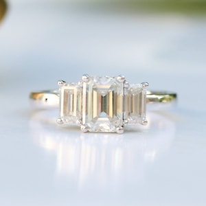 Three Stone Emerald Cut Moissanite Engagement Ring, Emerald Cut Engagement Ring, Moissanite Engagement Ring, Three Stone Emerald Cut Ring