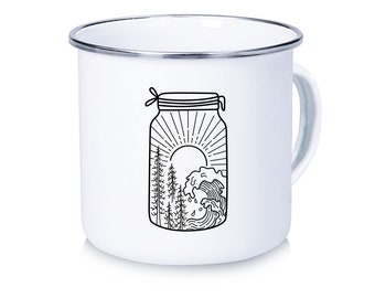 Emaille Tasse Kaffee Becher Campertasse MARMELADENGLAS Camping schwarz weiß Illustration Meer Sonne Wald Weihnachtsgeschenk Vanlife