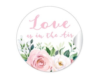 24 STICKER Geschenkaufkleber zur Hochzeit "Love ist in the Air" -  Rosen rosa weiß grün Eukalyptus