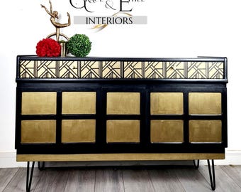 Aparador Nathan, MCM, negro y dorado, mueble bar, aparador, mueble multimedia, mueble bar, vintage, mediados de siglo.