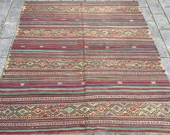 Vintage turkisk kelimmatta 1,5 x 1,8 meter, handvävd Oushak-matta