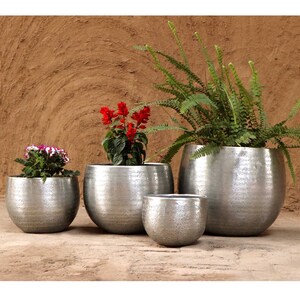 Oriental flowerpot Almeria silver aluminum plant pot decorated with hammer finish Moroccan style planter 4er Set