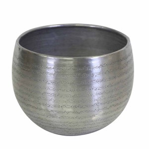 Oriental flowerpot Almeria silver aluminum plant pot decorated with hammer finish Moroccan style planter image 7