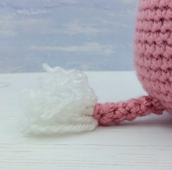 How to Crochet for Beginners: 10 Steps (with Videos)