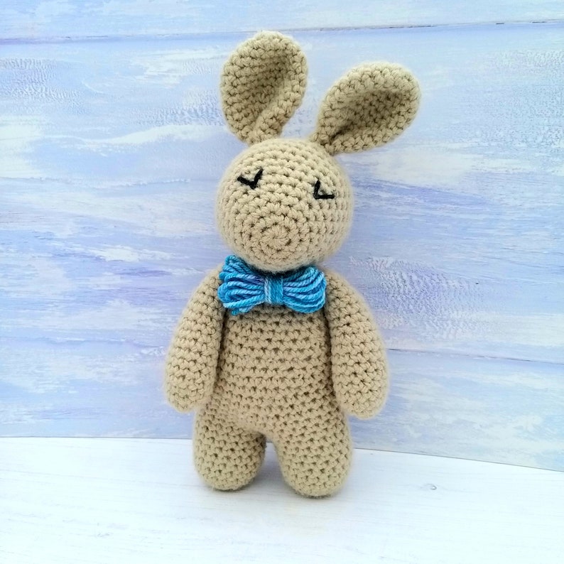 Beginners Arthur Bunny Crochet Kit, Learn to Crochet, Cute Amigurumi Pattern, Crochet Kit image 8