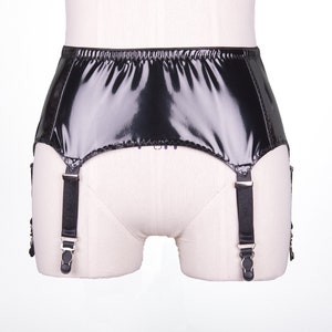 Vinyl Garter Belt / Suspender Belt with 6 Straps and 6 Clips for Stockings.