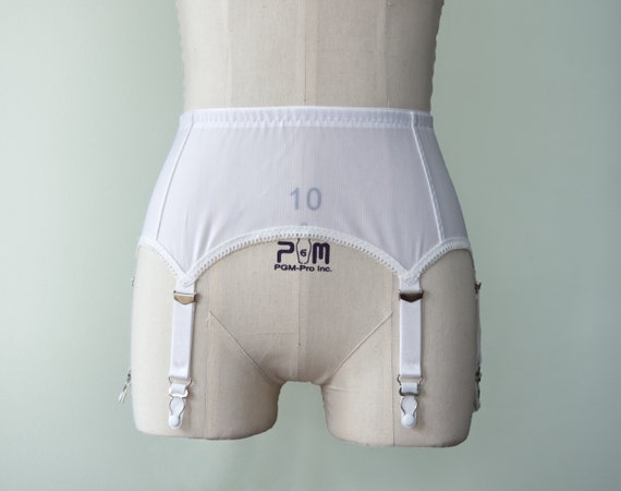 White Color Power Mesh Garter Belt / Suspender Belt With 6 Straps and Clips  for Stockings. 