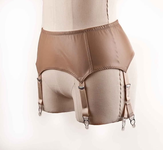 leather suspender belt