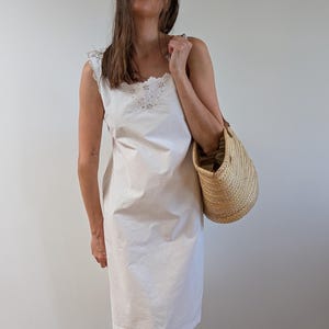 Antique French White Cotton Slip Dress with Floral Embroidery – Edwardian Nightgown Style Vintage Lingerie  – Size M-L