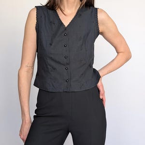 Cotton Tank Top Vintage Black Sleeveless Blouse Women’s Soft Breathable Summer Shirt Casual Chic Retro Style