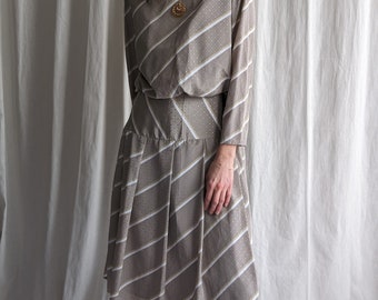 Women's 80s Retro Brown Pleated Secretary Dress