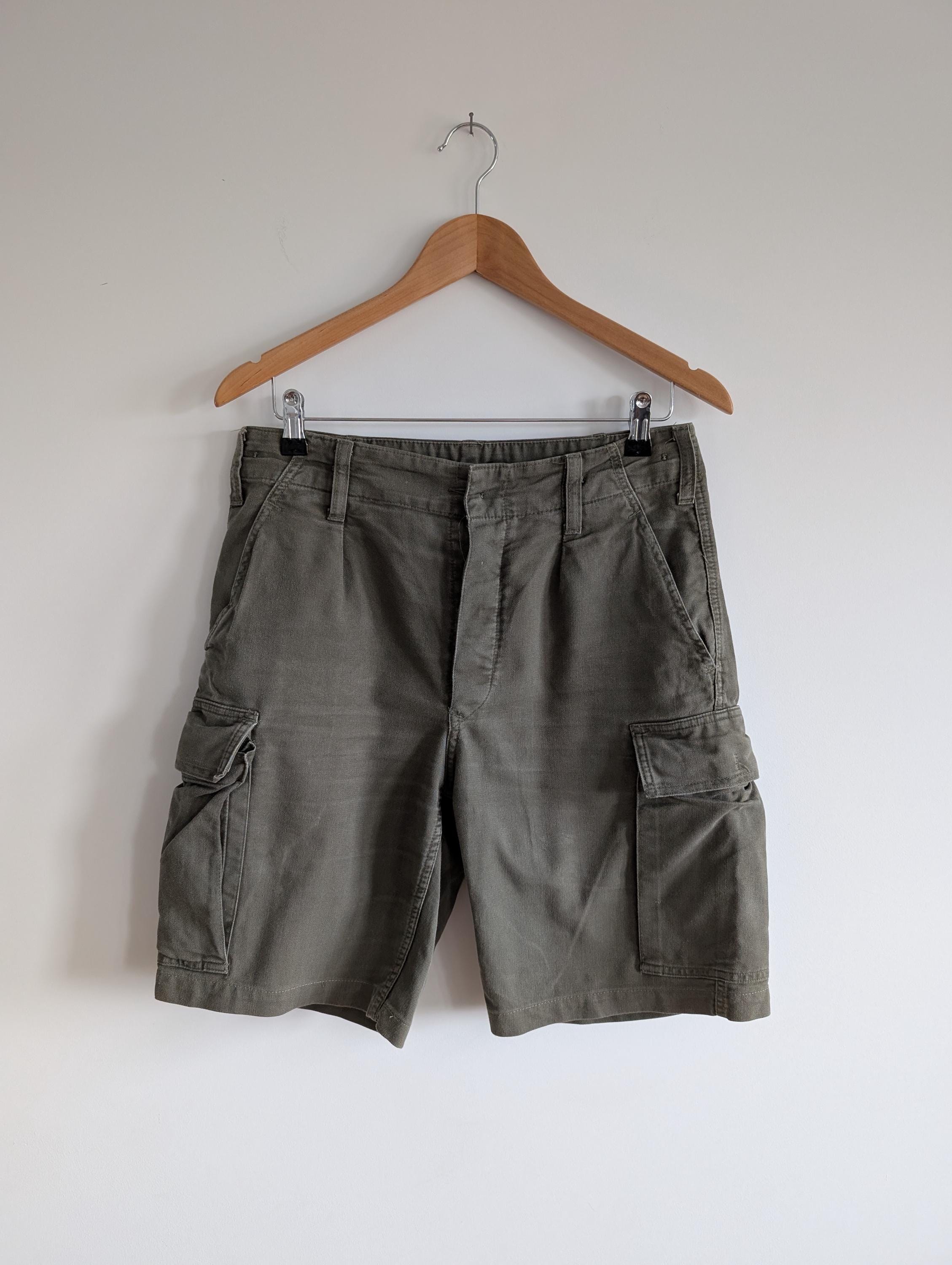 Military Green Khaki Cargo Shorts – Y2K Streetwear Utility Style 