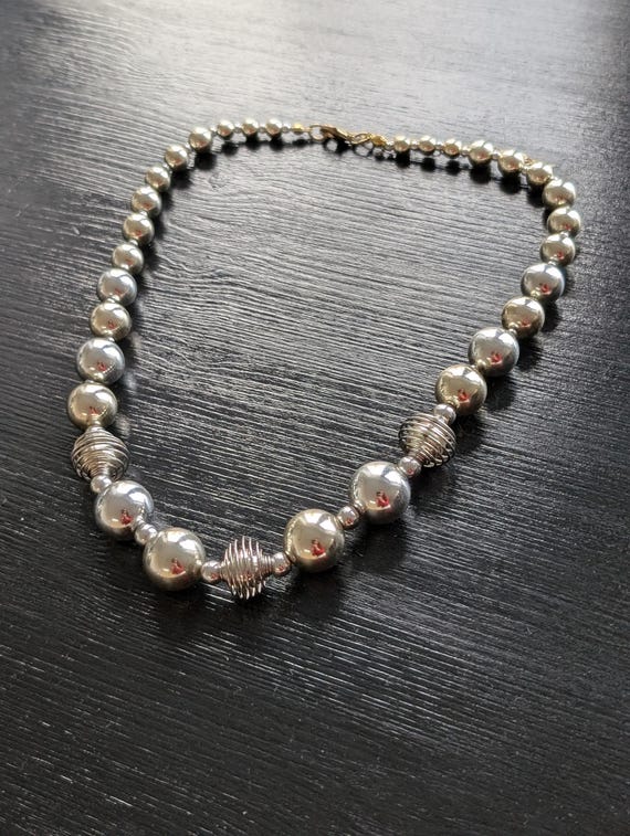 Chunky Silver Tone Beaded Necklace – Vintage 1980s Statement Jewelry with Textured Metal Beads, Bold Retro Costume Necklace