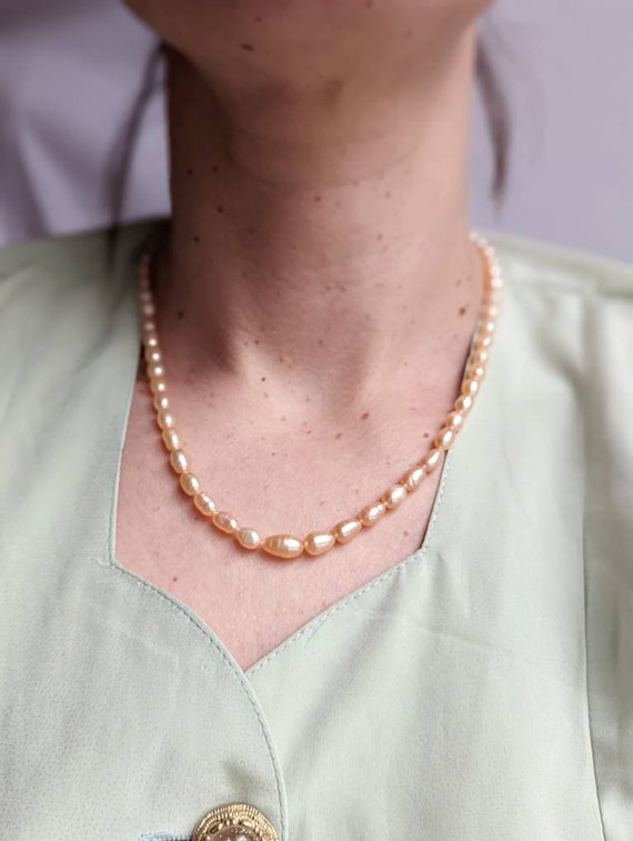 Vintage rose pale pearl necklace - image 1