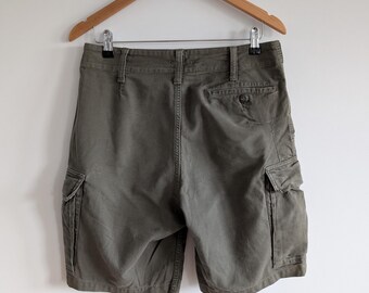 Military Green Khaki Cargo Shorts – Y2K Streetwear Utility Style