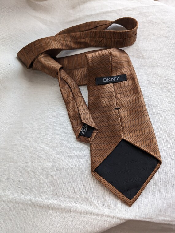 Vintage Graphic Brown Silk Necktie from DKNY - image 9