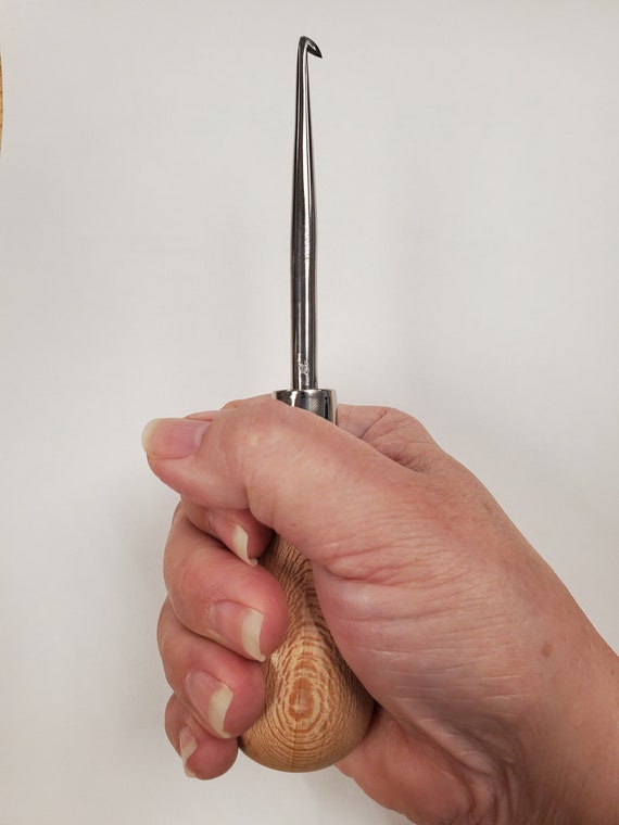 Havel's Rug Hook Tool 