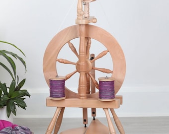Ashford Traveller3 NEW! Ratios 5, 7, 9 and 14:1, 90mm bobbins, Scotch tension for simple, smooth accurate tension adjustment, natural finish