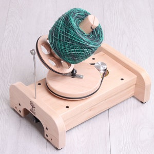 Maple Jumbo Yarn Ball Winder - Fiber Artist Supply Co., LLC