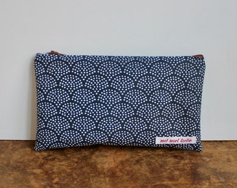 oilcloth, cosmetic bag small, make up, pencil case, zipper, waves midnight blue, washable ***