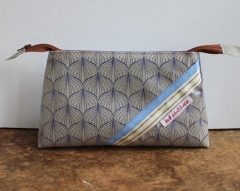 medium cosmetic bag made of oilcloth, for travel, weekend, make-up, pencil case, waves, blue, beige, stripes, washable ***