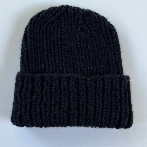 Hand-knit 100% Recycled Cashmere Unisex Chunky Winter Hat in Black