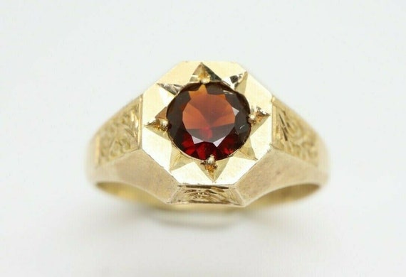 Antique 1919 9Ct Gold Garnet Hexagon Shape Signet