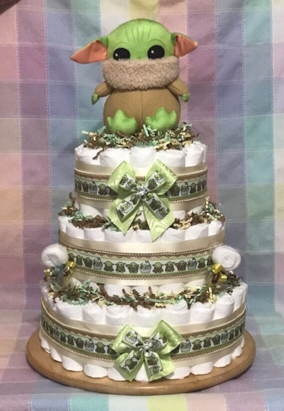 Baby yoda 2025 diaper cake