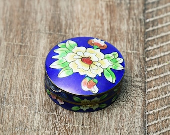 Vintage Chinese Cloisonne Trinket Box. Enameled /bronze. Home