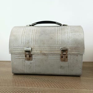 Vintage 1950s Dome Lunchbox | Textured Aluminum Lunch Pail | Midcentury Industrial Decor
