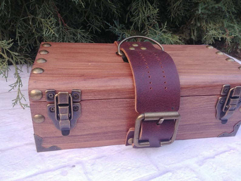Unique Treasure chest with lock Large wooden chest with handle Keepsake box for men Vintage jewelry chest Rustic wood Memory box for dad