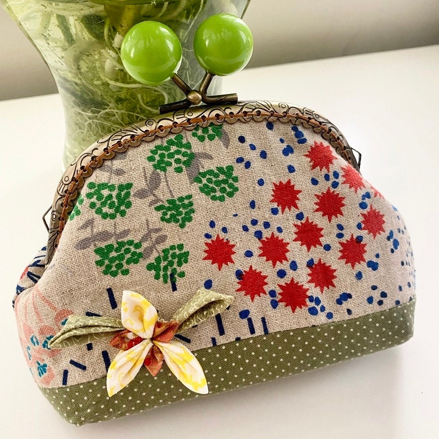 Metal Decor Quilted Pattern Coin Purse