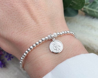 Bracelet à breloques Saint-Christophe en argent sterling, délicat bracelet de foi empilable Saint-Christophe en argent, cadeau d'anniversaire fait main