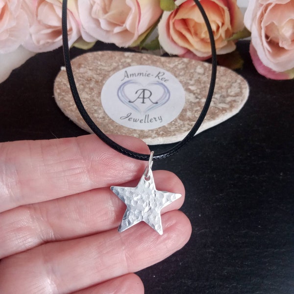 Hammered star cord necklace / gifts for girlfriend/ gifts for best friend/star pendant/ star necklace/cord necklace/celestial necklace