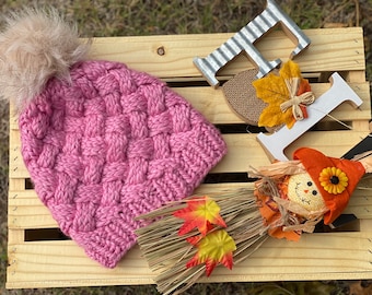 Knitted winter hat -toque -chunky Beanie with Faux Fur Pom