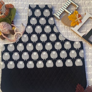 Large knitting project bag wristlet quilted cotton black sheep travel tote
