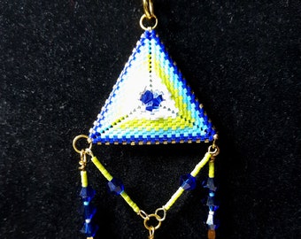 PATRÓN, Colgante Triangular