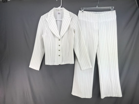 white vintage blazer