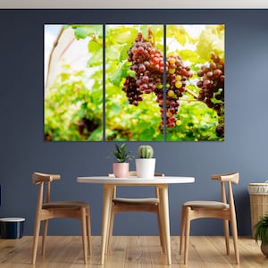 Red Grapes Art Decor for Wall,  Bunch of Grapes Photo Print, Vine Garden Picture Decor, Grapes Artwork, Grapes Digital Print, Vine Decor