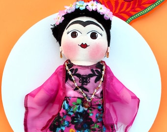 Frida Kahlo Doll, Mexican Doll, Handmade Frida Kahlo Doll, Mexican Cloth Doll, Fabric Rag Doll, Muñeca Frida Kahlo, Artesania Mexicana