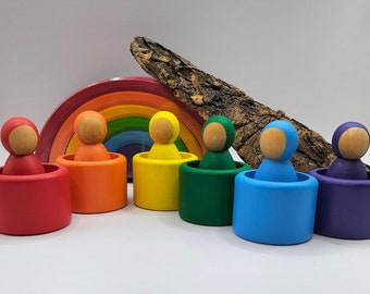 Regenbogen Männchen im Becher Waldorf Montessori Freunde Woodentoys