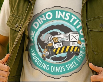 ダイノ・インスティテュート - 密輸恐竜 | ディズニーワールドバケーション - アニマルキングダム・ダイノランドTシャツ - ユニセックス・コンフォートカラー